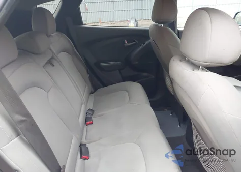 2015 Hyundai Tucson Gls from USA, damaged, VIN KM8JT3AF2FU953922